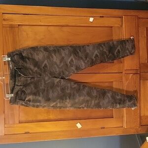 Camouflage pants
